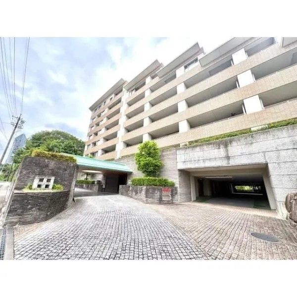 2LDK Apartment for Sale in Nagoya Chikusa-ku Near Hoshigaoka Station - Thumbnail 2