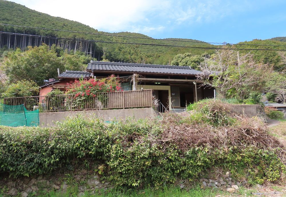 3DK Single-Story House for Sale in Tanabe City, Wakayama - Thumbnail 3
