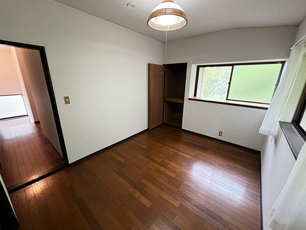 4LDK Wooden House for Sale in Shimoichi, Nara Prefecture - Thumbnail 3