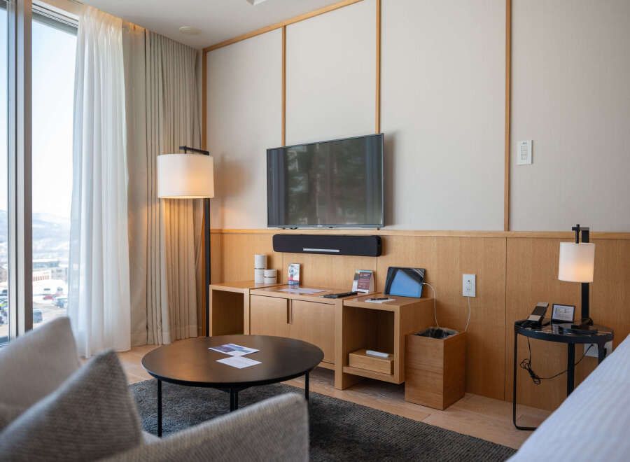 Skye Niseko Studio - Ski-In/Ski-Out Apartment with Mount Yotei View - Thumbnail 3