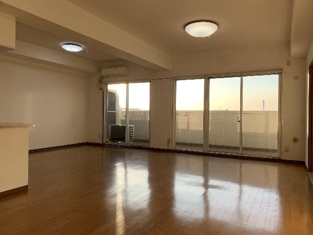 Spacious 3LDK Apartment for Sale in Fukuyama, Hiroshima - Thumbnail 4
