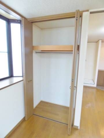 1K Apartment for Rent in Nagata Ward, Kobe - Mizugasa Heights - Thumbnail 3