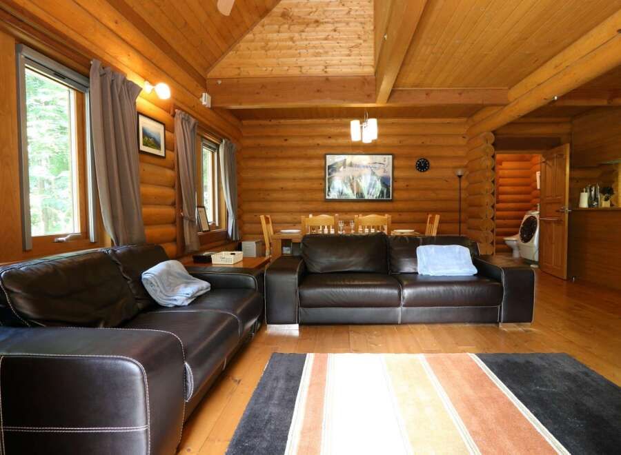 Log Cabin for Sale in Hakuba with 4 Bedrooms and Rental Income - Thumbnail 3