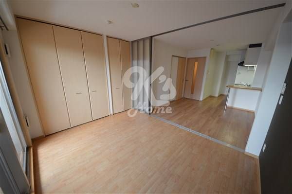 Season Kobe Shin-Nagata - RC Apartment in Nagata-ku, Kobe - Thumbnail 3