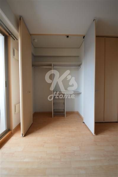 Season Kobe Shin-Nagata - RC Apartment in Nagata-ku, Kobe - Thumbnail 2