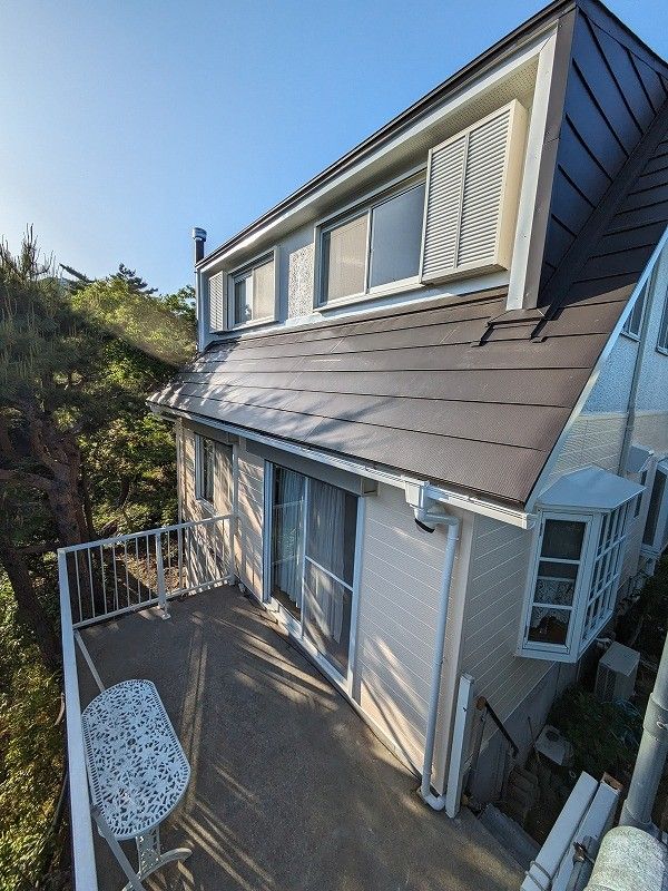 Atami Villa with Hot Spring Access and Mountain Views for Sale - Thumbnail 2