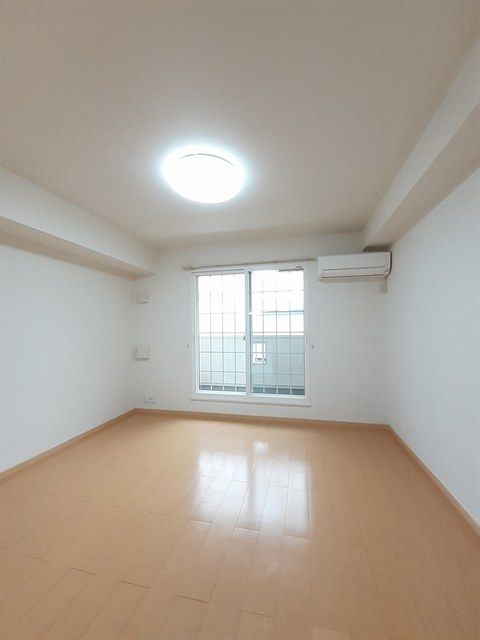 1LDK Apartment for Rent in Fukuyama, Hiroshima - 42.80 sqm - Thumbnail 4