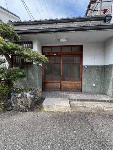 Pet-Friendly 1DK Detached House Near Nishidai Station, Kobe - Thumbnail 2