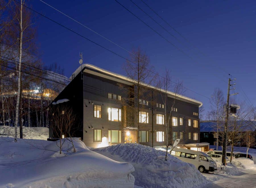 Ski-In 2-Bed Apartment in Niseko's SnowDog Village - Thumbnail 2
