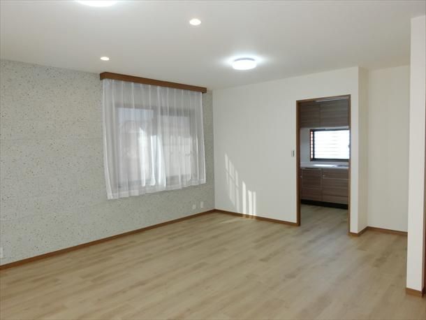 Renovated 4LDK House for Sale in Fukuyama, Hiroshima - Thumbnail 4
