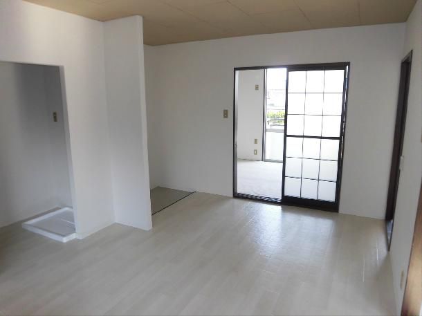 3DK Apartment for Rent in Fukuyama, Hiroshima - Thumbnail 4