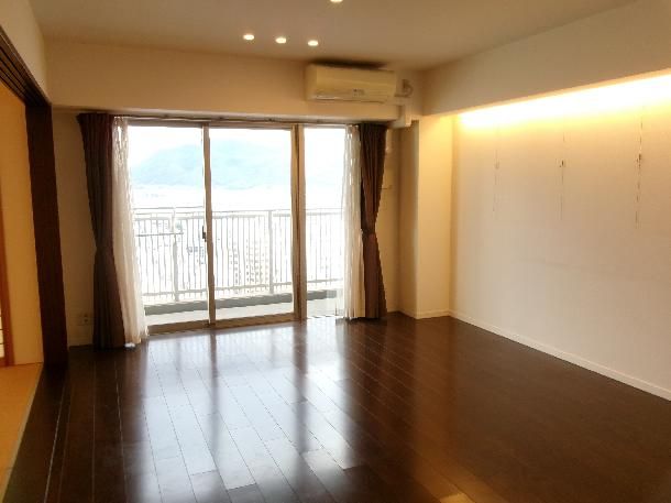 2LDK Apartment for Rent in Fukuyama, Hiroshima - Thumbnail 4