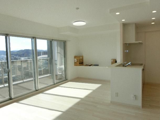 3LDK Apartment in Fukuyama, Hiroshima - 73.86 sqm - Thumbnail 4