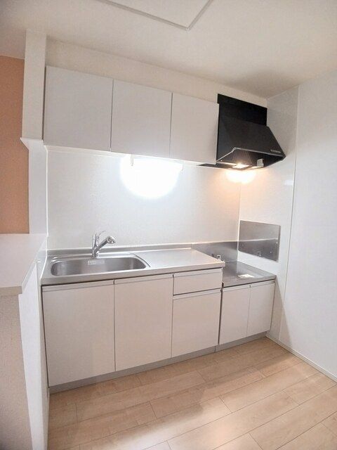 2LDK Apartment for Rent in Fukuyama, Hiroshima - Thumbnail 4