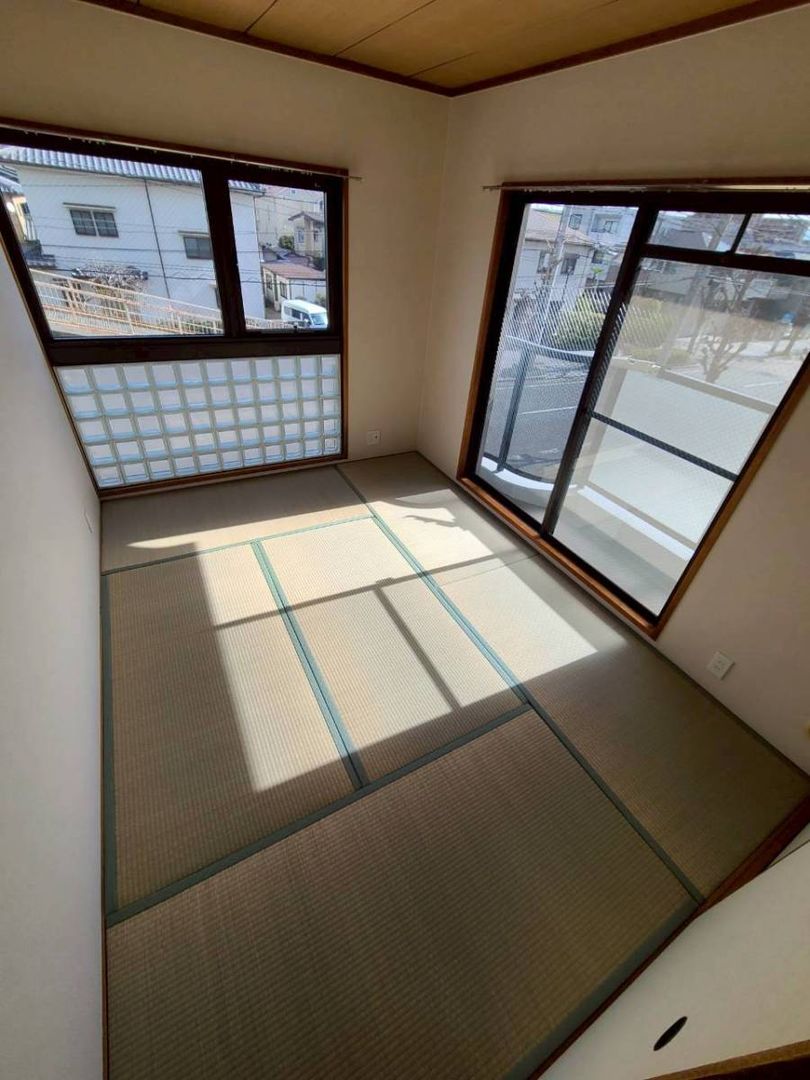 2DK Apartment Near Koroen Station, Nishinomiya, Hyogo - Thumbnail 4