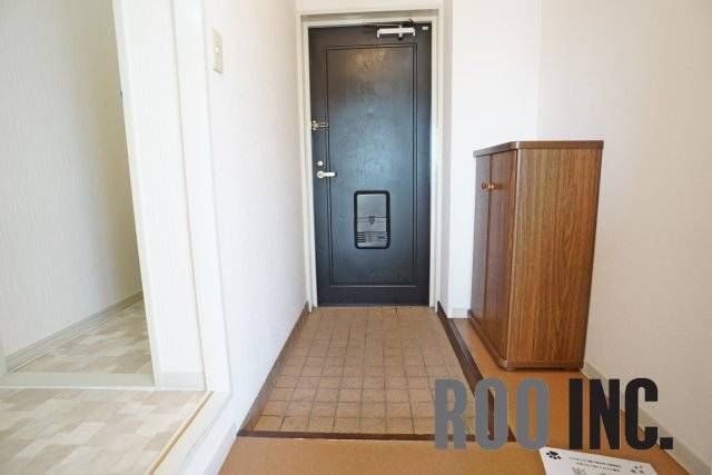 2LDK Apartment for Rent in Himeji, Hyogo - 52.80m² - Thumbnail 4