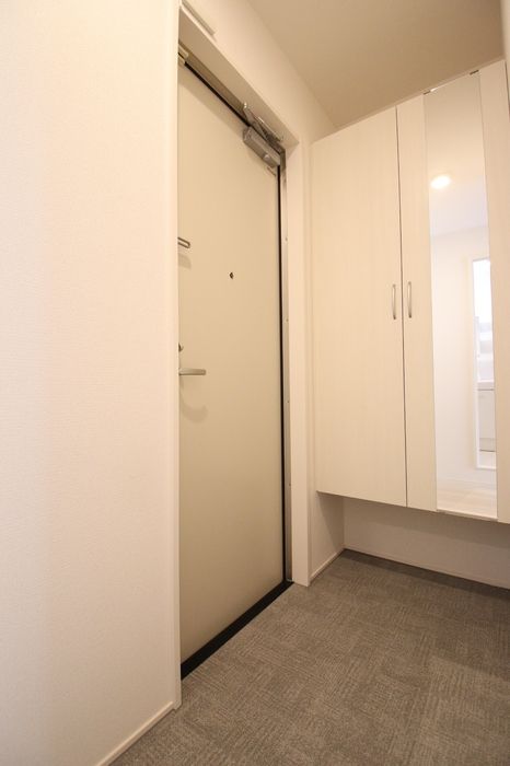 Modern 1LDK Apartment Near Fukuyama Station in Hiroshima - Thumbnail 2