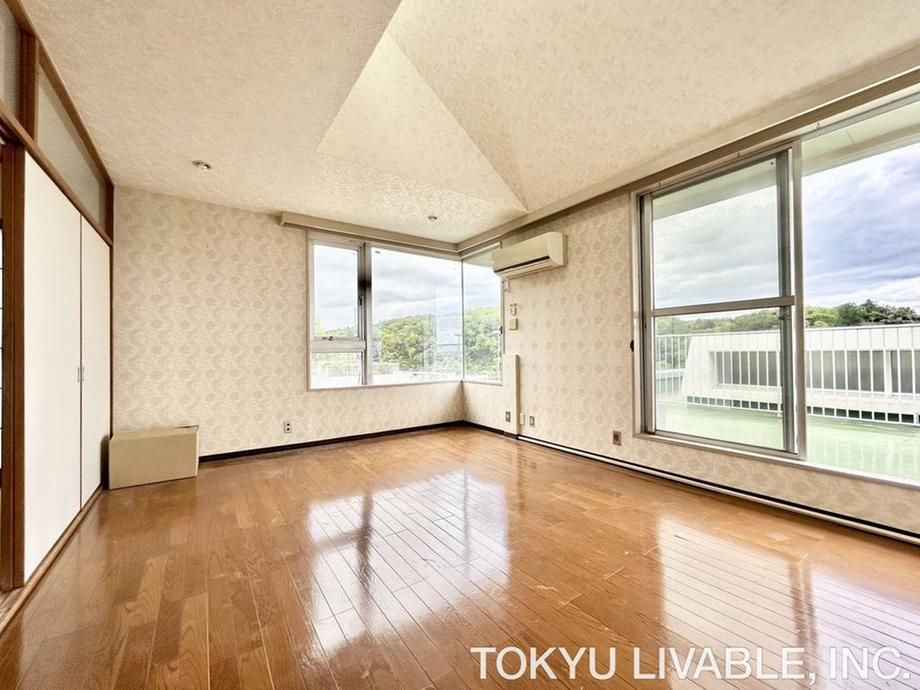 4LDK Maisonette Apartment for Sale in Tama Ward, Kawasaki - Image 1