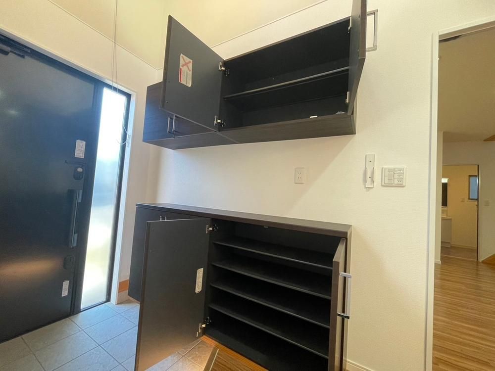 Renovated 4LDK House in Fukuyama, Hiroshima - 121m² - Thumbnail 2