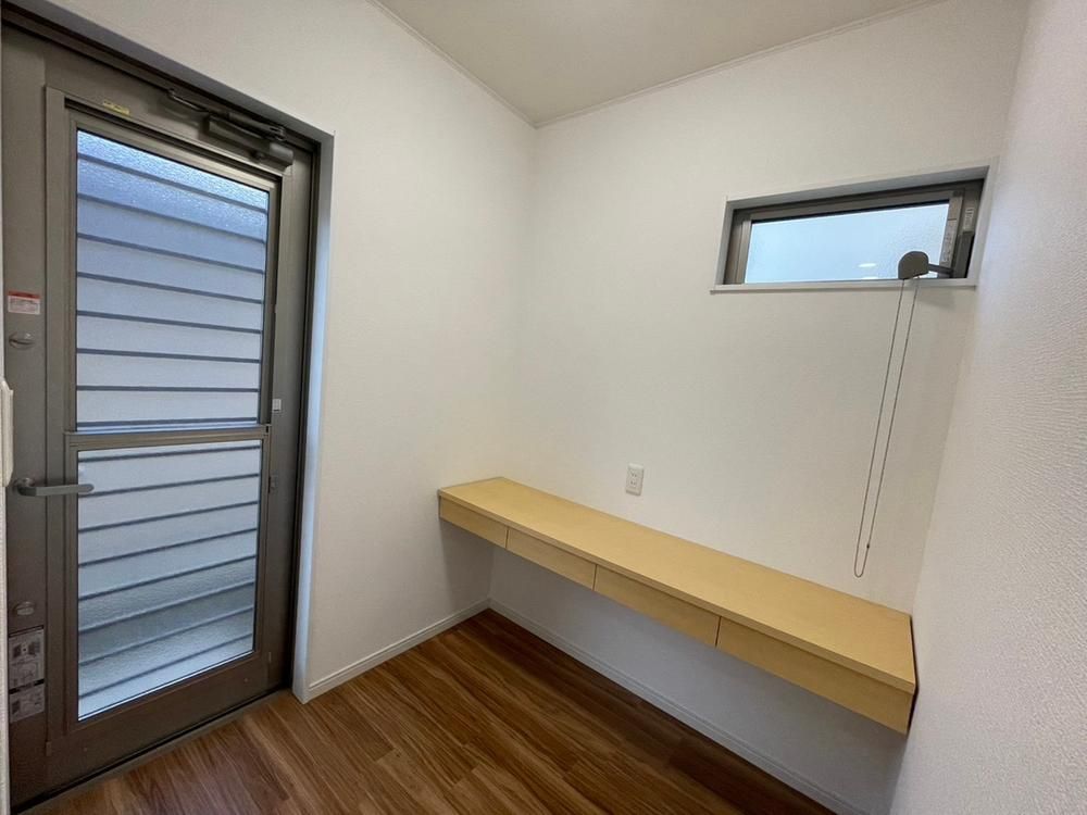 Renovated 4LDK House in Fukuyama, Hiroshima - 121m² - Thumbnail 3