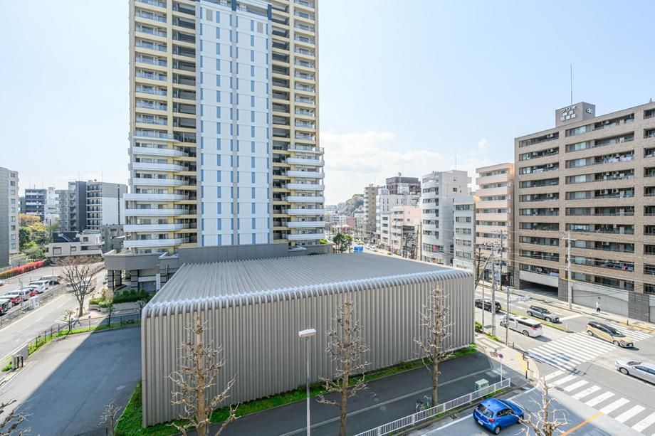 3LDK Apartment for Sale in Nishi-ku, Yokohama City - Thumbnail 2