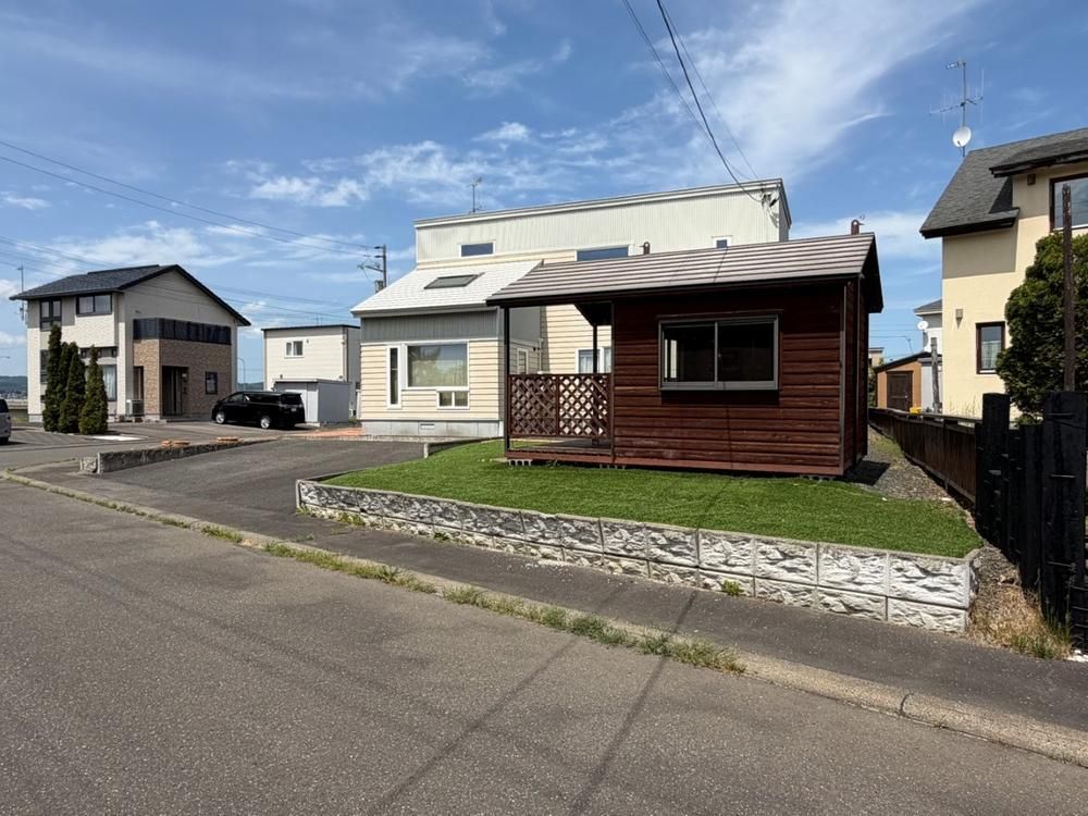3LDK Detached House for Sale in Kitami, Hokkaido - 112.3m² - Thumbnail 2