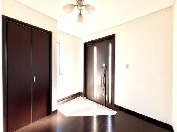4LDK House for Sale in Tsukubamirai near Miraidaira Station - Thumbnail 3