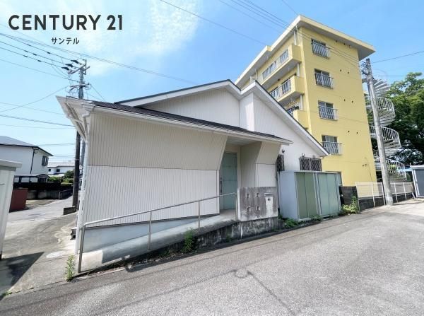 3DK Single-Story House for Sale in Miyazaki City Near Station - Thumbnail 2