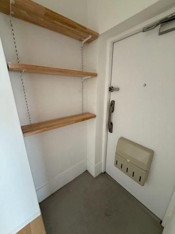 1LDK Apartment for Sale in Yokohama Asahi-ku, 46.13m2, Renovated - Thumbnail 2