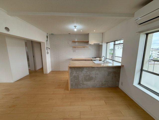 1LDK Apartment for Sale in Yokohama Asahi-ku, 46.13m2, Renovated - Thumbnail 3