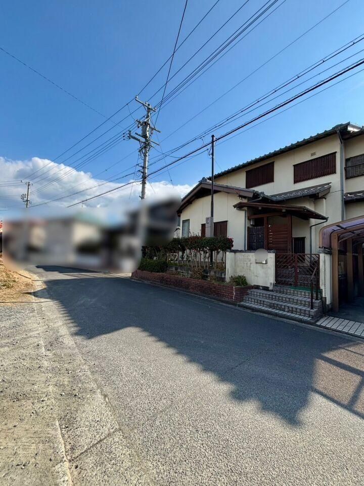 5DK Detached House for Sale in Suzuka, Mie - 201 sqm Land - Thumbnail 3