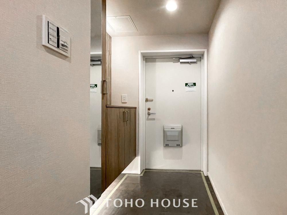 2LDK+S Renovated Apartment in Kawasaki, Kanagawa - Thumbnail 3