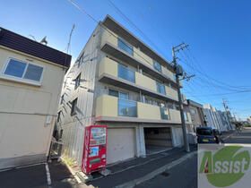 4LDK Apartment for Sale in Sapporo Higashi Ward, 83.25m² - Image 1