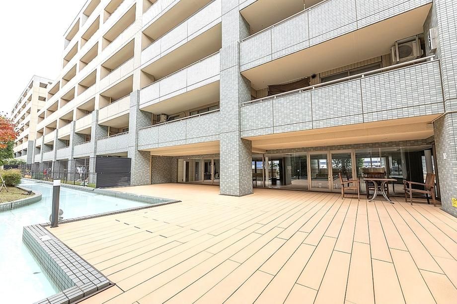 3LDK Apartment for Sale in Yokohama Naka Ward - 70.1m2 - Thumbnail 2