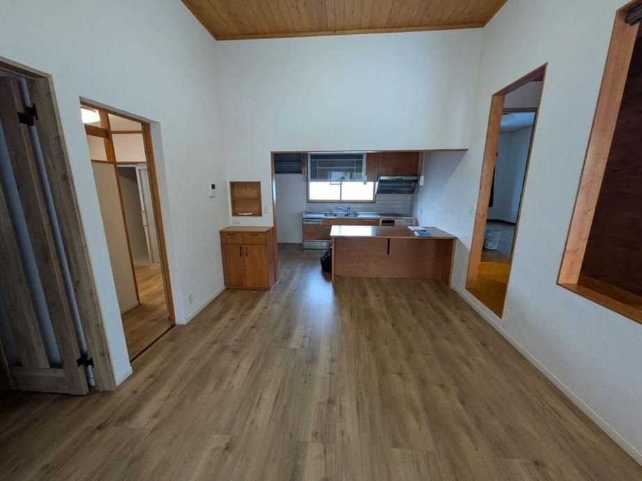 Renovated 4LDK House in Asahikawa with Parking - Thumbnail 4