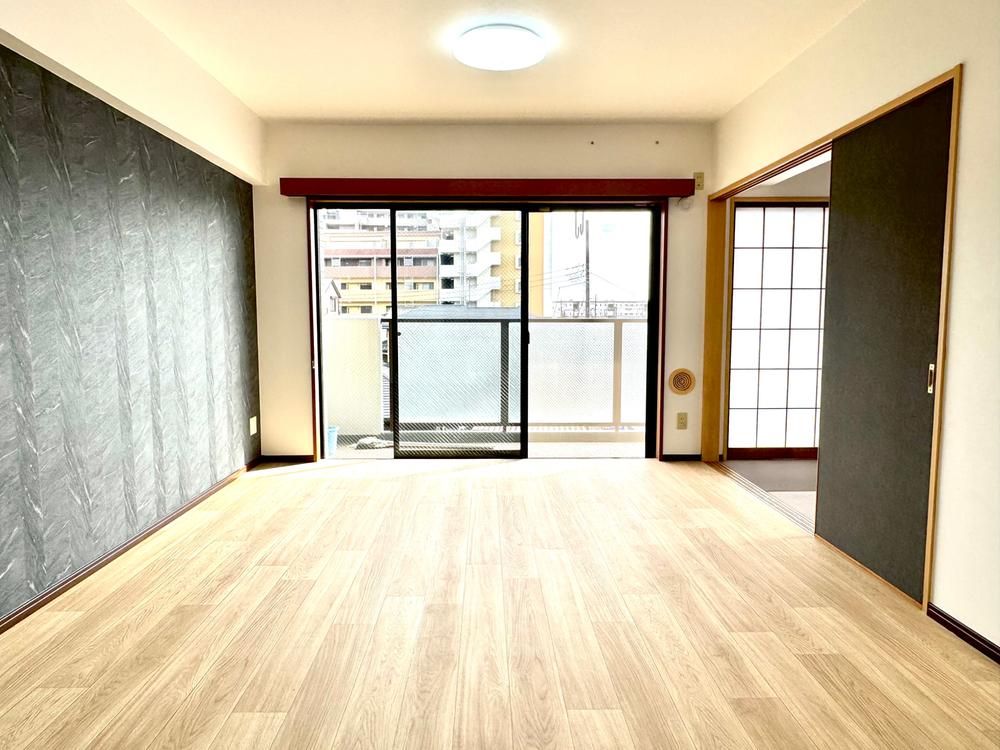 Renovated 2LDK Apartment in Yamato City, Kanagawa - Thumbnail 3
