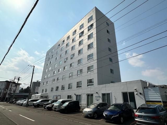 Renovated 2LDK Apartment for Sale in Central Sapporo - Thumbnail 3