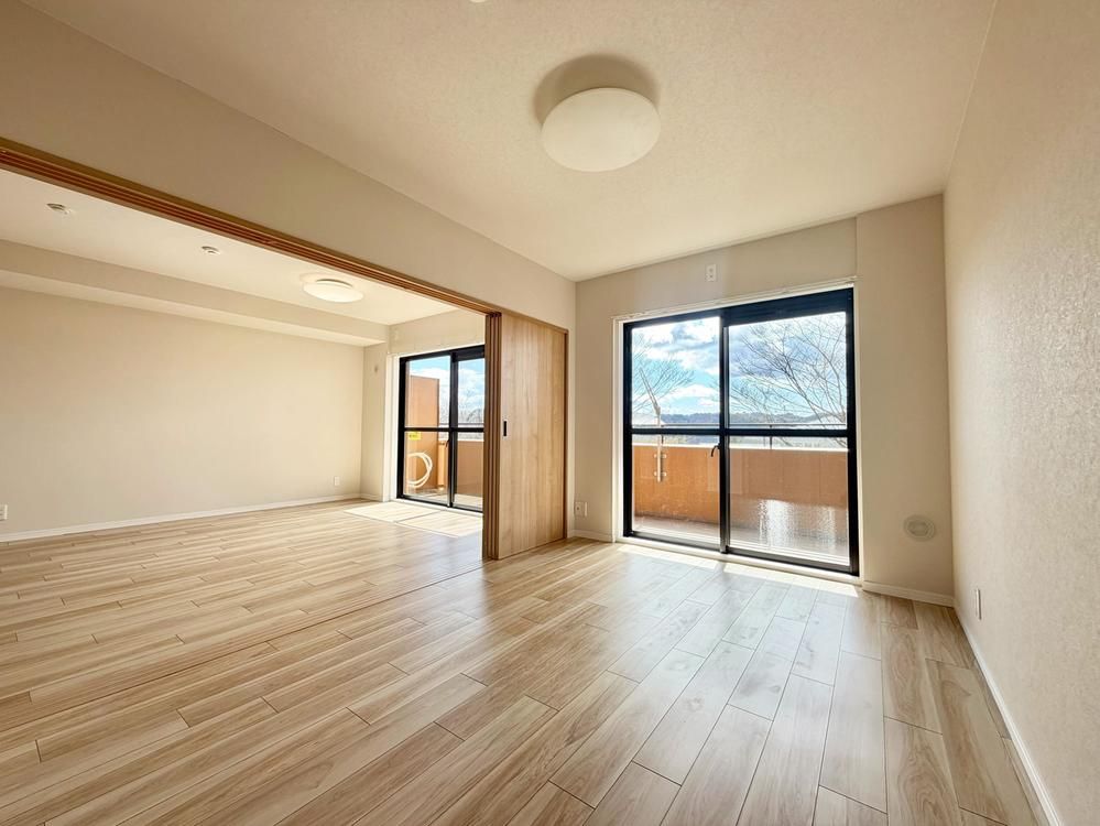 Renovated 3LDK Apartment Near Kuzuka Station in Sendai - Thumbnail 3