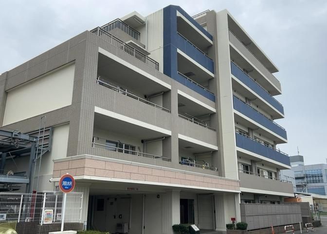 3LDK Apartment for Sale in Atsugi, Kanagawa Prefecture - Thumbnail 2