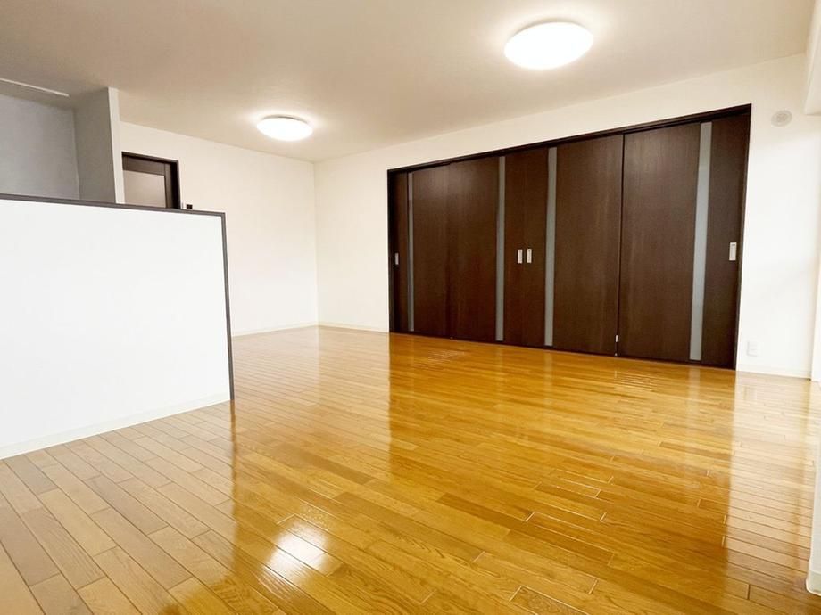 Renovated 3LDK Apartment in Minoh City, Osaka - Thumbnail 3