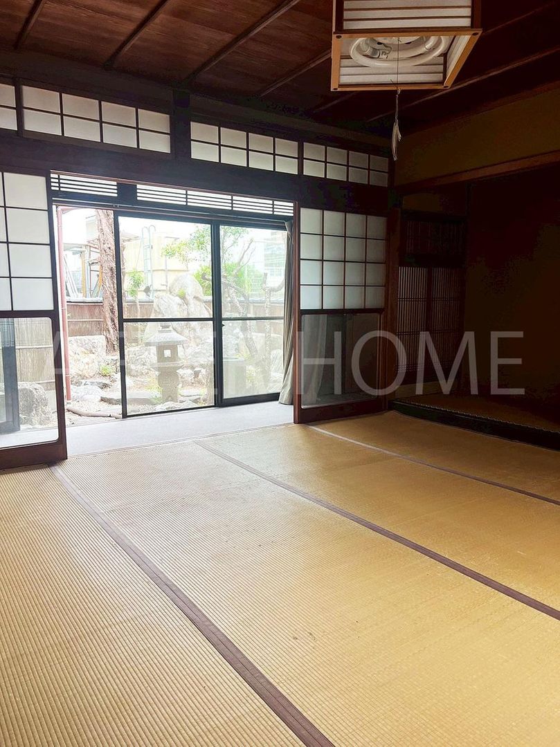 Single-Story 4DK House for Sale in Otsu, Shiga - Thumbnail 2