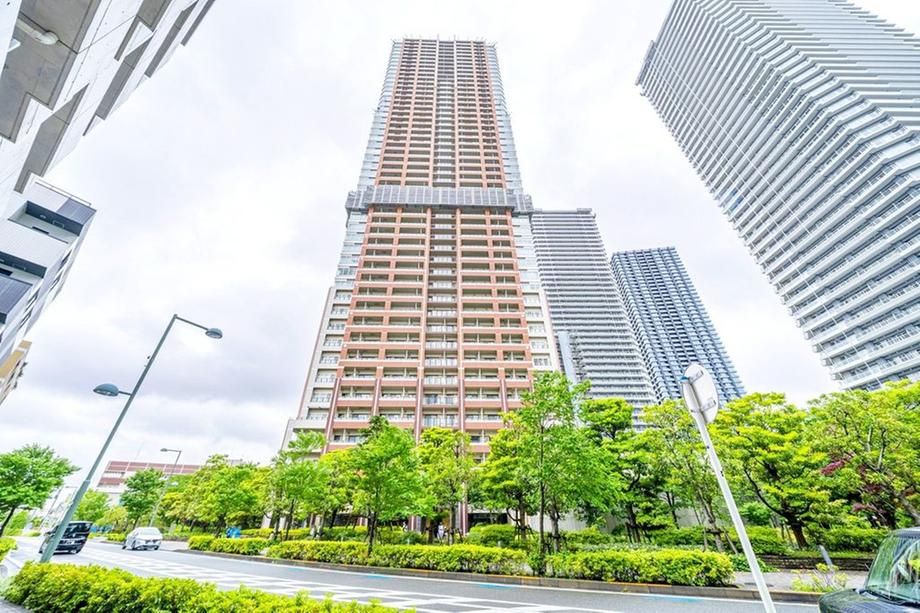 THE KOSUGI TOWER 2LDK Apartment for Sale in Kawasaki - Thumbnail 3