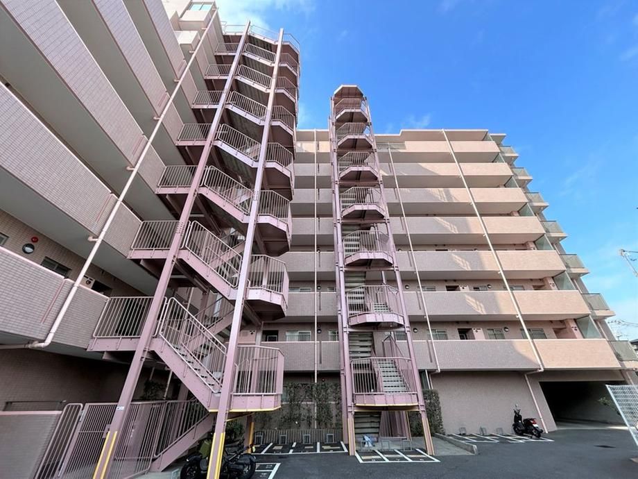 Oji Kamiya Park Homes 3LDK Apartment for Sale in Adachi - Thumbnail 2