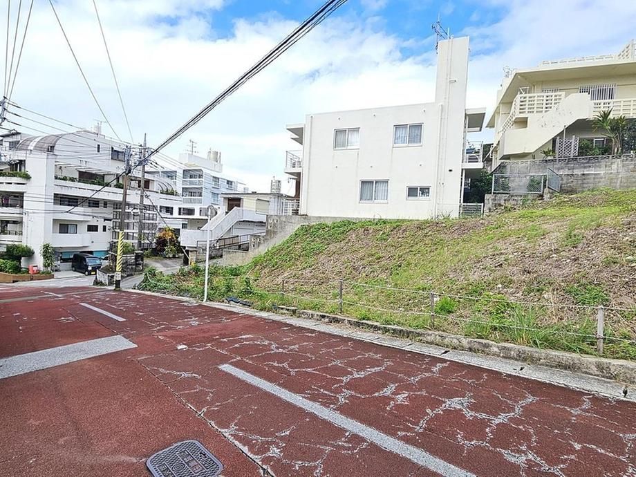 Land for Sale in Naha, Okinawa - 180.45 sqm Near Asato Station - Thumbnail 3