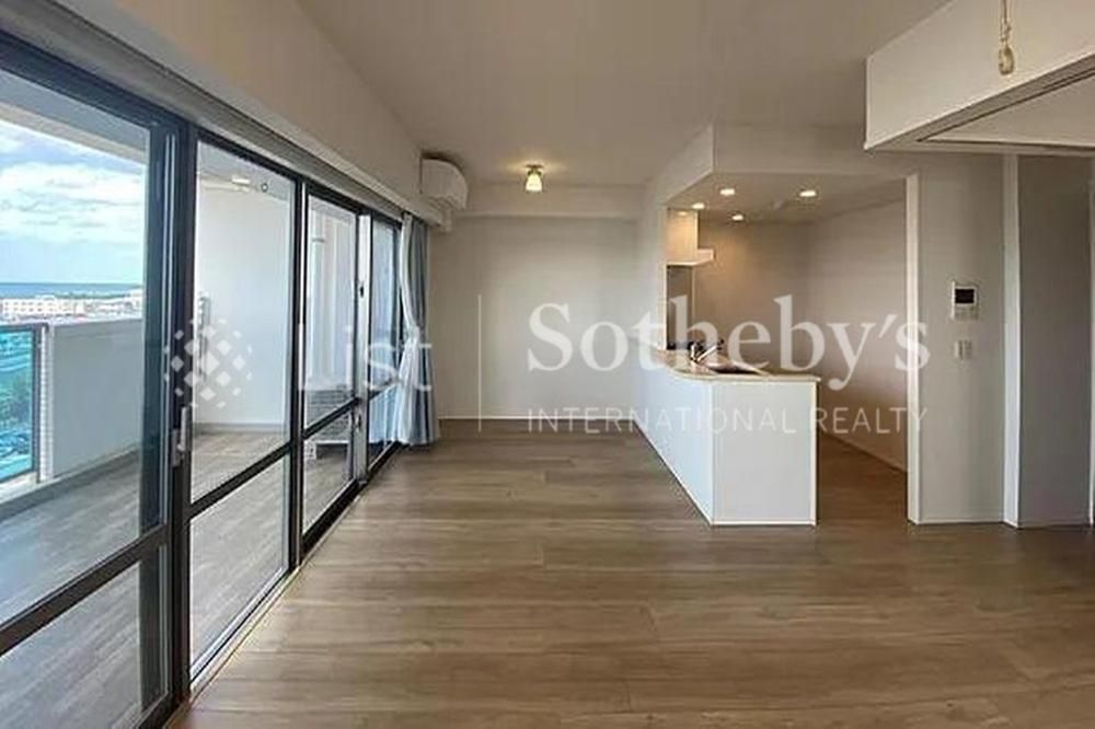 2LDK Apartment for Sale in Toyosaki, Tomigusuku, Okinawa - Thumbnail 4