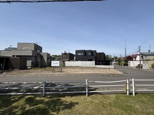 299.36 sqm Land for Sale in Kitahiroshima, Hokkaido - Thumbnail 4