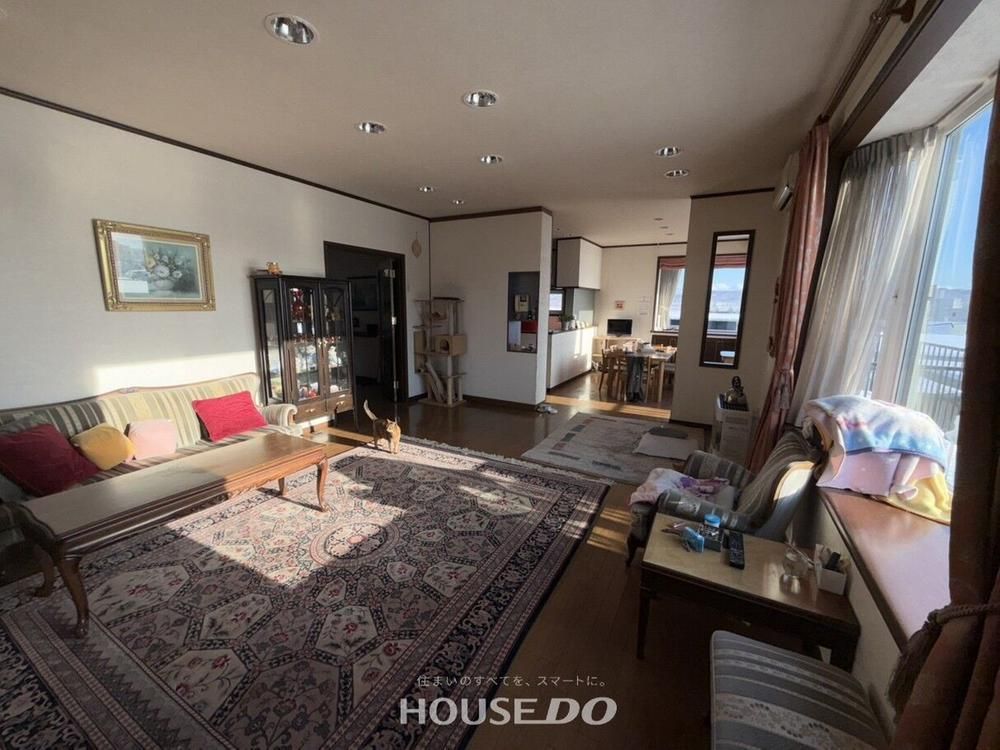 Spacious 4LDK House for Sale in Kitami, Hokkaido with Garage - Thumbnail 4