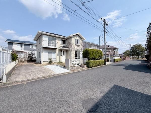 Renovated 4LDK House in Sendai Izumi Ward with 3-Car Parking - Thumbnail 3