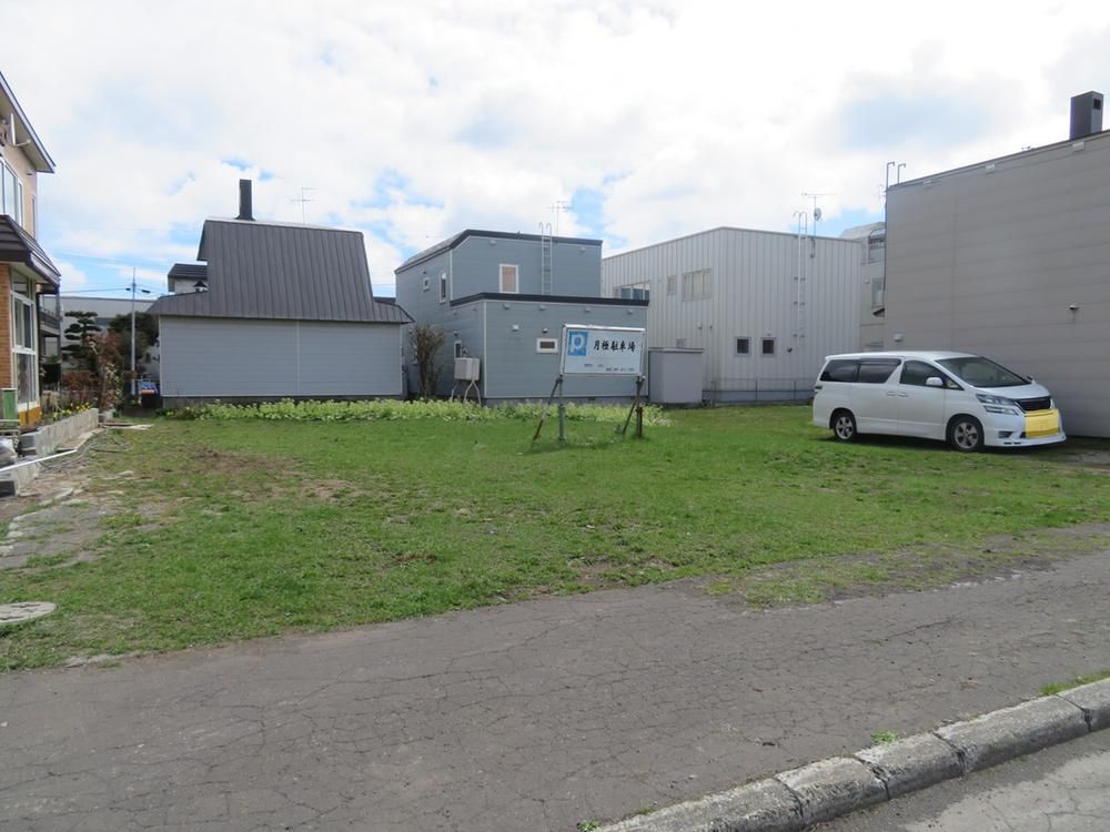 Land for Sale in Kita Ward, Sapporo Near Shinkawa Station - Thumbnail 2
