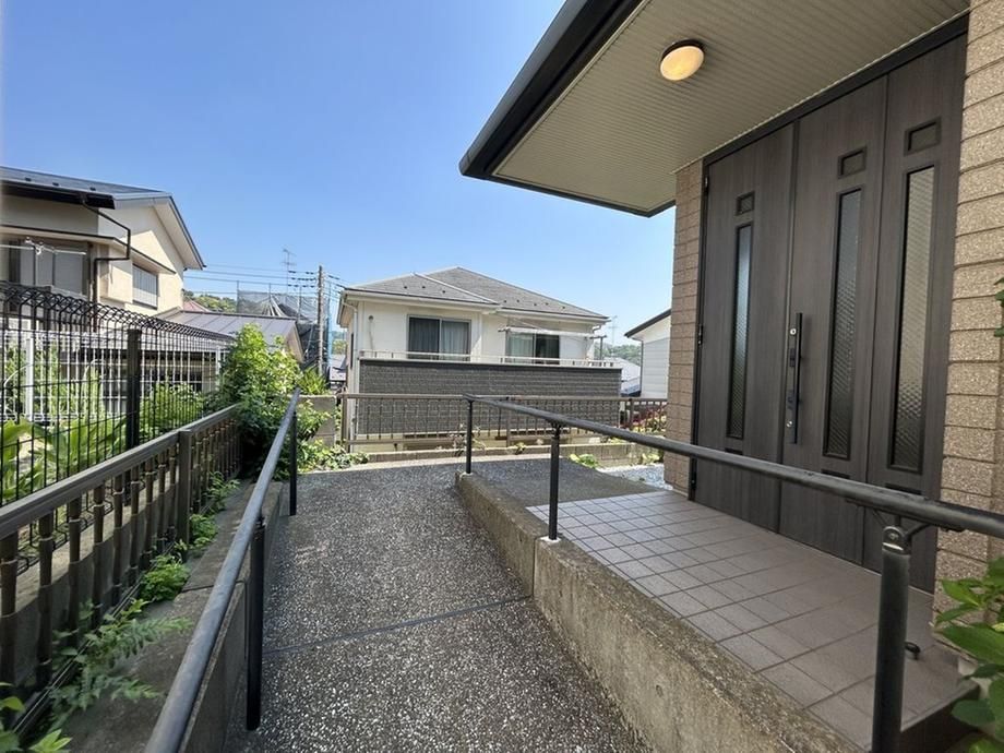 4LDK+S Detached House in Kanazawa-ku, Yokohama - Thumbnail 3
